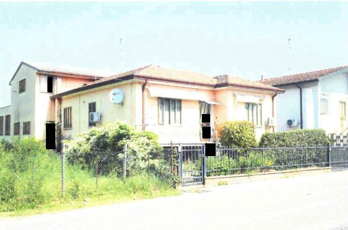 immobile appartamento all'asta in Via Sabbioni, 35 - 45020 Villanova del Ghebbo (RO) - 2