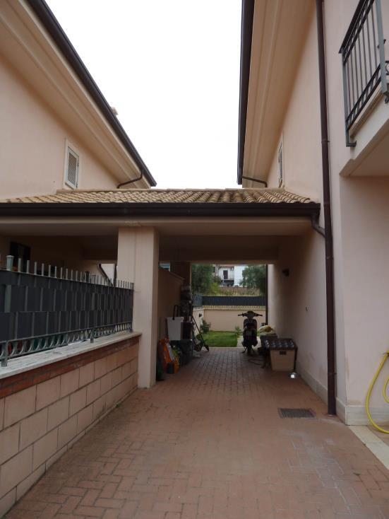 immobile villa all'asta in via colle nasone n 32 - 00041 Albano Laziale (RM) - 2