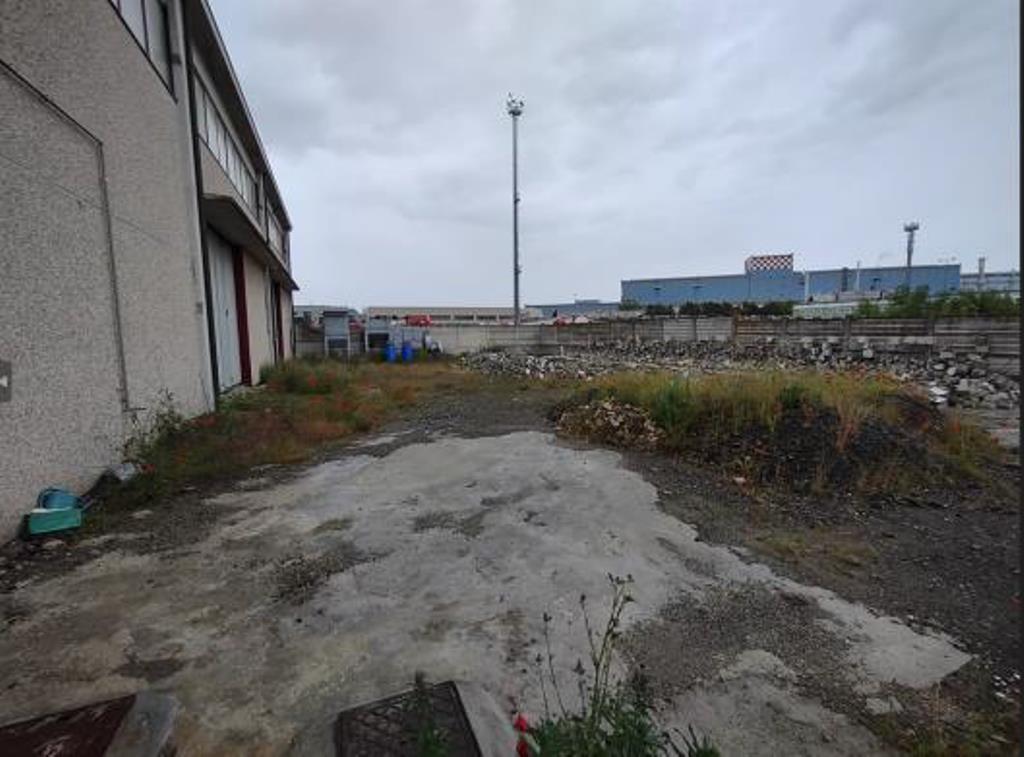 immobile attivita commerciale all'asta in Via Trattato di Schngen 7 - 15067 Novi Ligure (AL) - 5