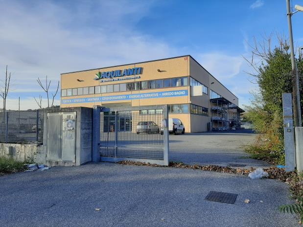 immobile capannone all'asta in Loc Vazia Via della Chimica 6c 6d - 02100 Rieti (RI) - 1