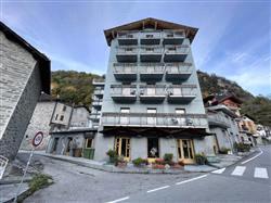 immobile hotel - albergo all'asta in Via Bernina, 107 - 23023 Chiesa in Valmalenco (SO) - 1