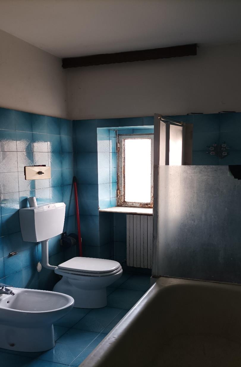 immobile appartamento all'asta in Via degli Arconati 16 - 22074 Lomazzo (CO) - 5