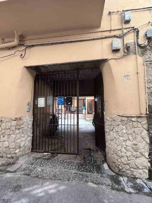 immobile appartamento all'asta in Via Milanesi 16 - 80014 Giugliano in Campania (NA) - 1