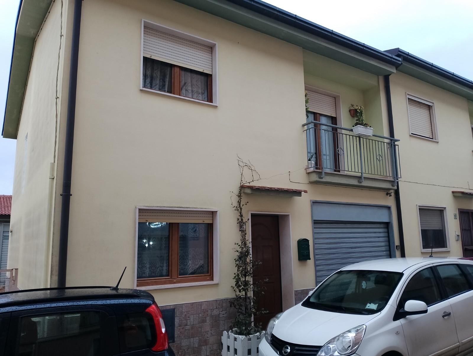 immobile appartamento all'asta in Via Emilio Sereni, 8 - 75022 Irsina (MT) - 2