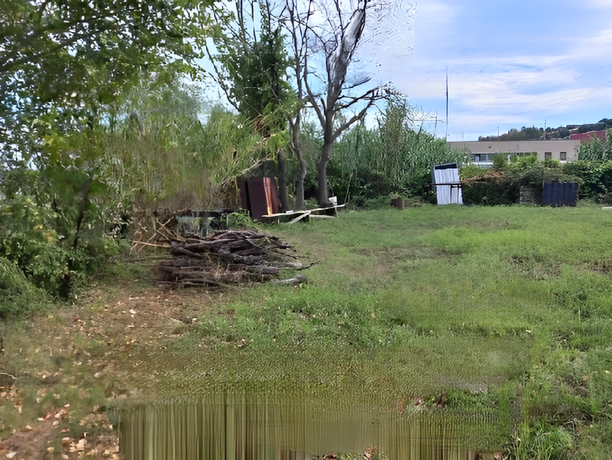 immobile terreno all'asta in Località Montecaselli Piombino (LI) - 1