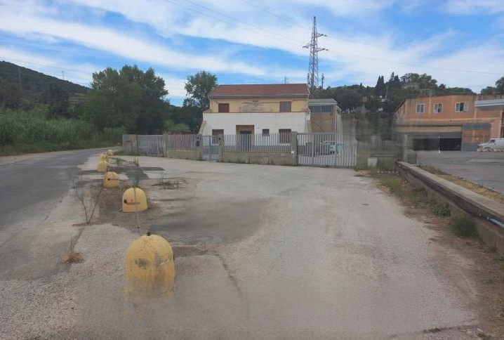 immobile capannone all'asta in Località Montecaselli Piombino (LI) - 1