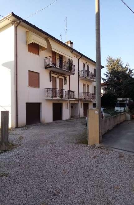 immobile appartamento all'asta in Via De Gasperi 33/c - 36040 Sarego (VI) - 1