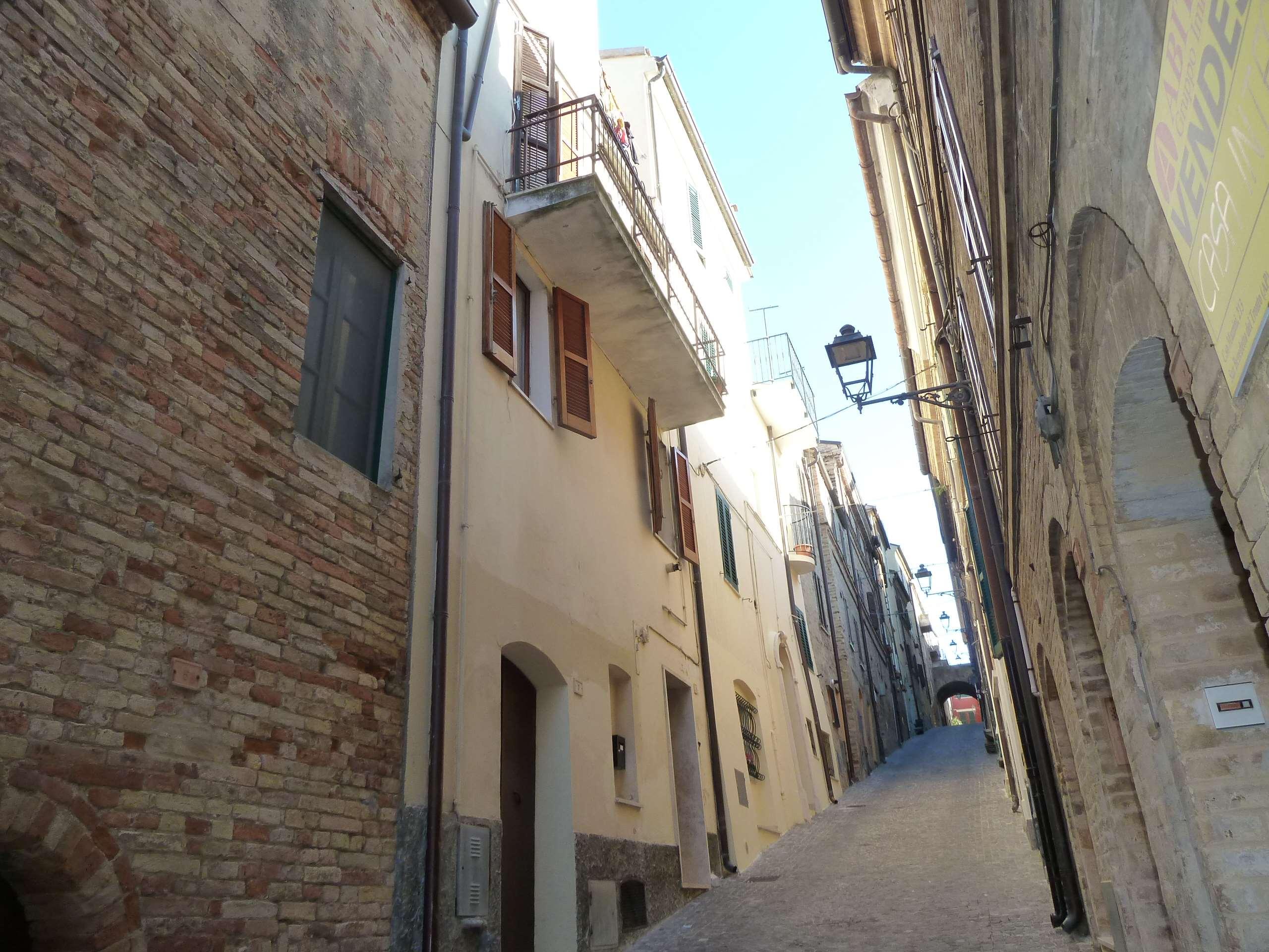 immobile appartamento all'asta in Via del Cavaliere 9 - 63030 Acquaviva Picena (AP) - 1