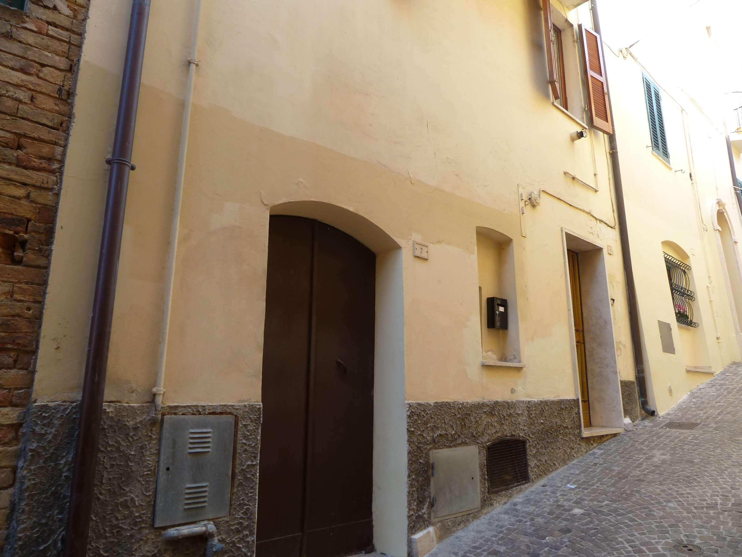 immobile appartamento all'asta in Via del Cavaliere 9 - 63030 Acquaviva Picena (AP) - 2