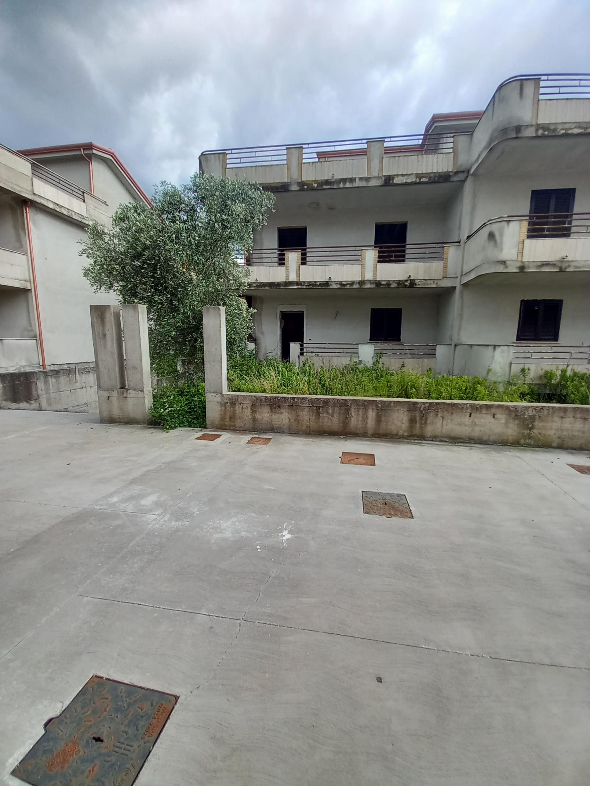 immobile appartamento all'asta in Via Scafa, snc - 82037 Telese Terme (BN) - 2