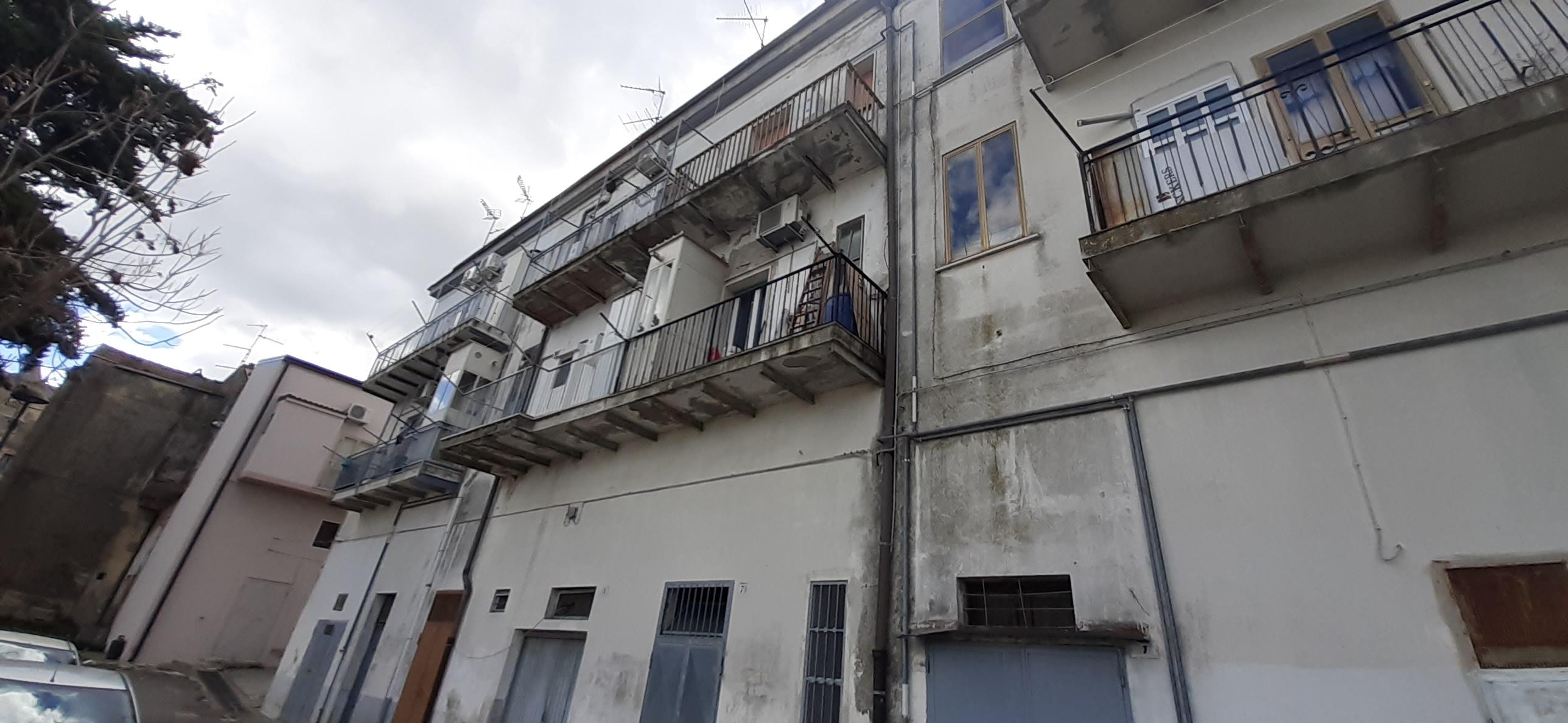 immobile appartamento all'asta in Corso Giuseppe Garibaldi, 24 - 75016 Pomarico (MT) - 1