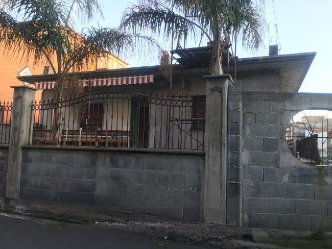 immobile villa all'asta in Via Guttuso, 2 - 95045 Misterbianco (CT) - 2