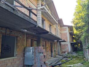 immobile terreno all'asta in Mirteto - 54100 Massa (MS) - 1