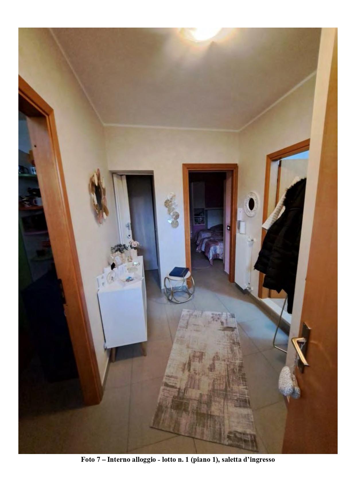 immobile appartamento all'asta in VICOLO NIZZA N 3 - 94017 Regalbuto (EN) - 2