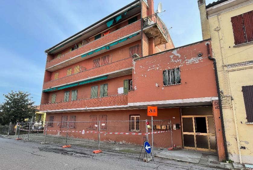 immobile appartamento all'asta in Localita' Lambrinia - Via Mariotto 21 - 27013 Chignolo Po (PV) - 1