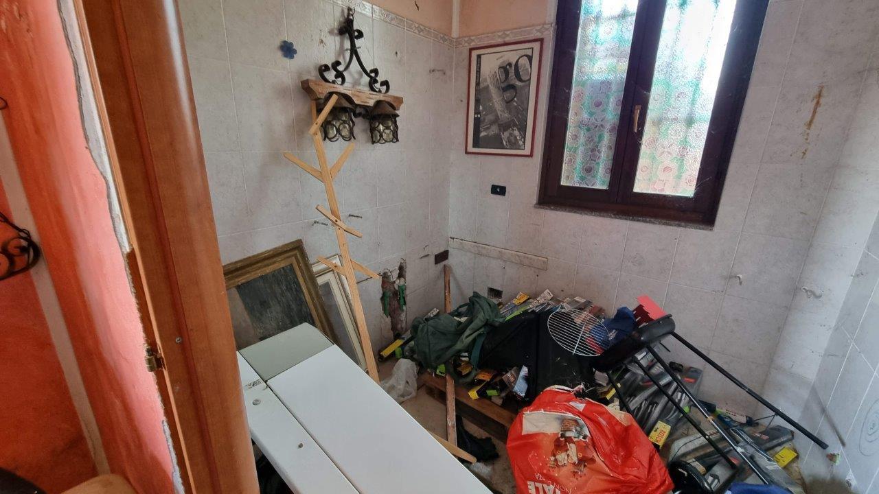 immobile appartamento all'asta in Via Magellano 2 - 20020 Magnago (MI) - 3