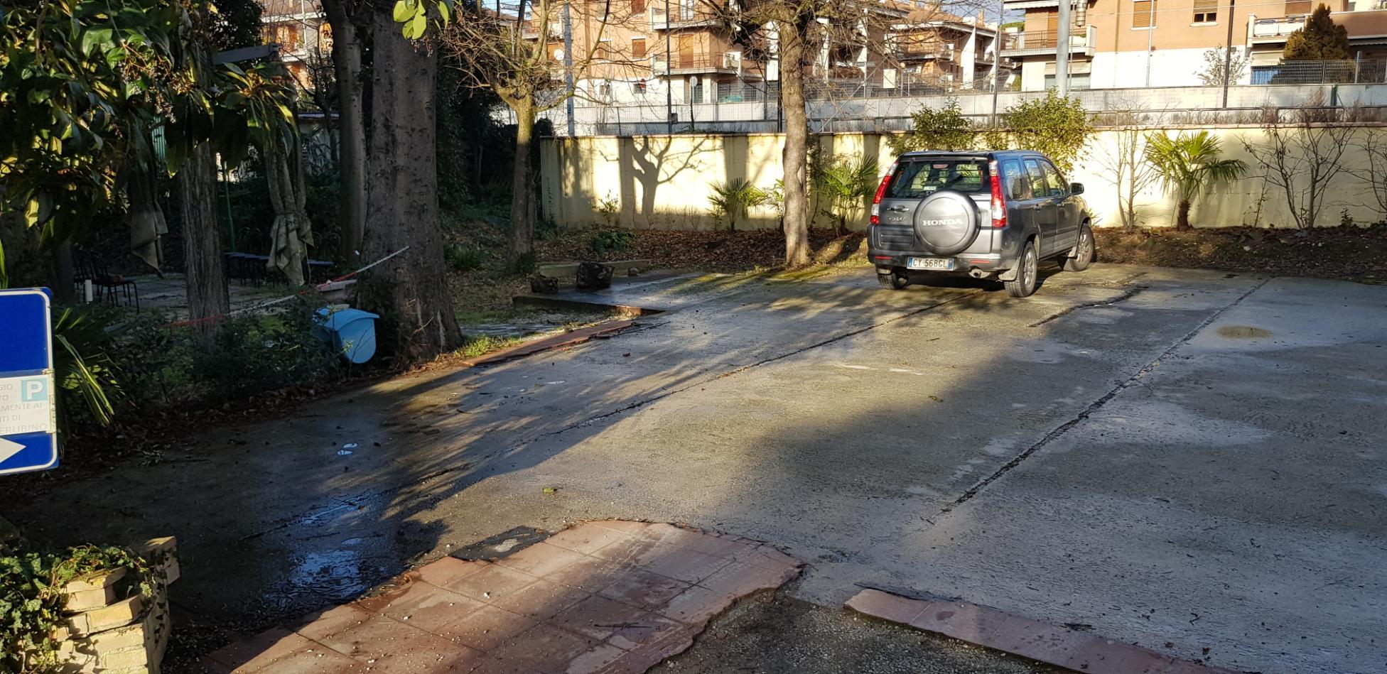 immobile hotel - albergo all'asta in Via Patrono d'Italia 39 - 06081 Assisi (PG) - 4