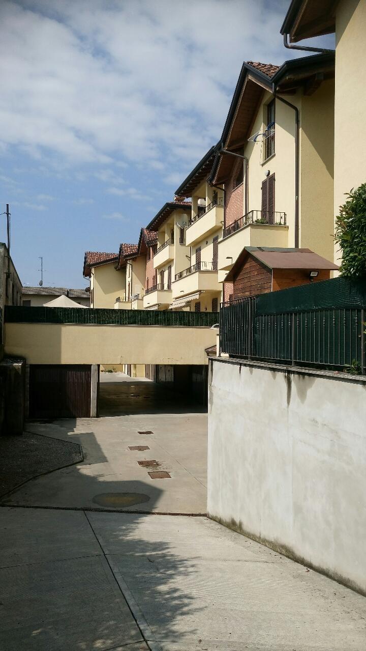 immobile appartamento all'asta in Via Marco Polo 11 - 22070 Locate Varesino (CO) - 2