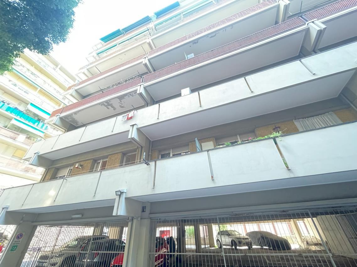 immobile appartamento all'asta in VIA FERRARA 10/6 - 16127 Genova (GE) - 4