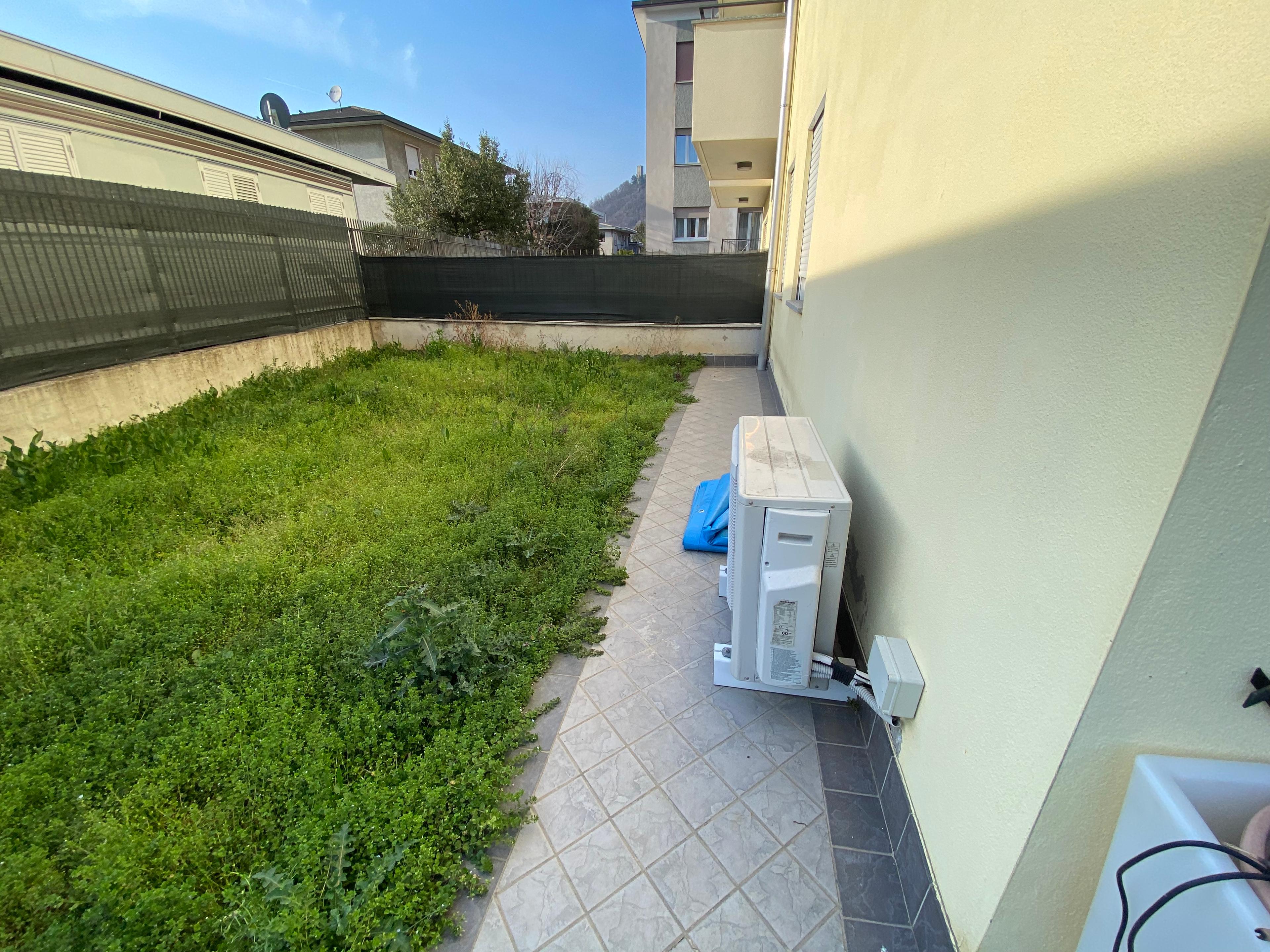 immobile appartamento all'asta in Via Muggiò 32 - 22100 Como (CO) - 1
