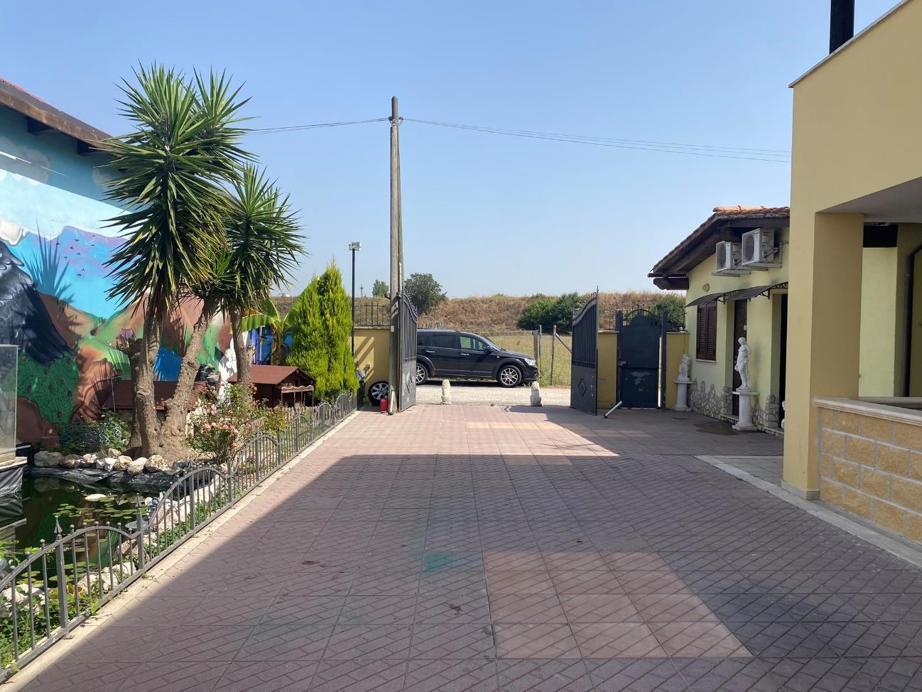 immobile palazzo all'asta in Via Degli Olmi 2 - 00040 Ardea (RM) - 1