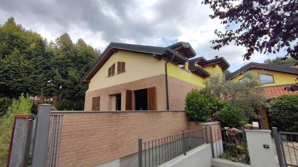 immobile garage all'asta in Via DONATORI DI SANGUE , 39 Lesmo (MB) - 4