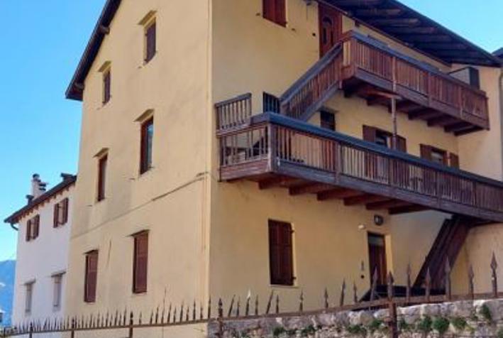 immobile appartamento all'asta in Via Roma 42 - 38017 Mezzolombardo (TN) - 1