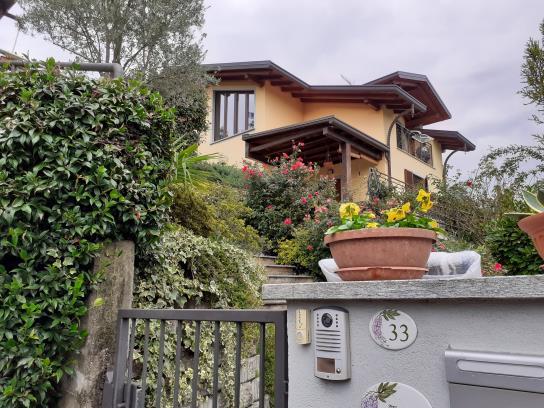 immobile villa all'asta in via Marino 31 Laveno-Mombello (VA) - 2