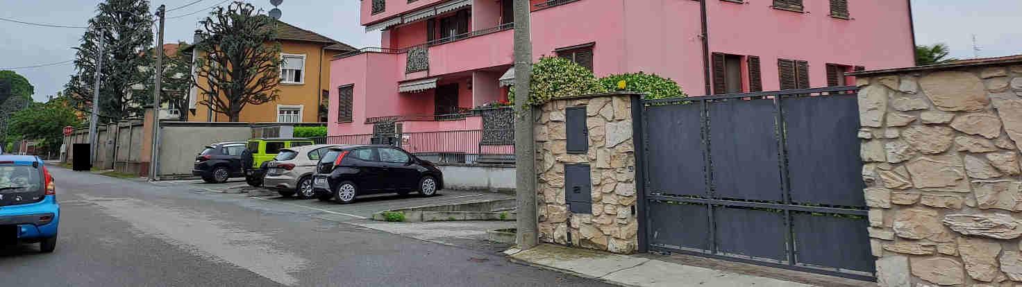 immobile magazzino all'asta in Frazione Cantalupo - Via De Amicis 1/A - 20023 Cerro Maggiore (MI) - 4