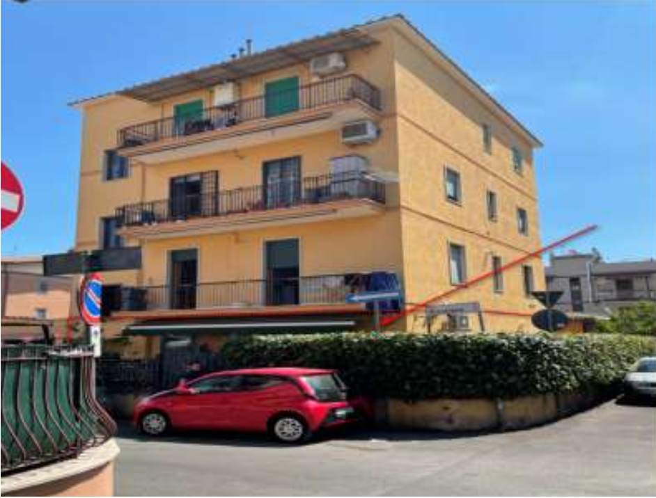 immobile appartamento all'asta in Via Ricchiano nn 43-45 - 00133 Roma (RM) - 1