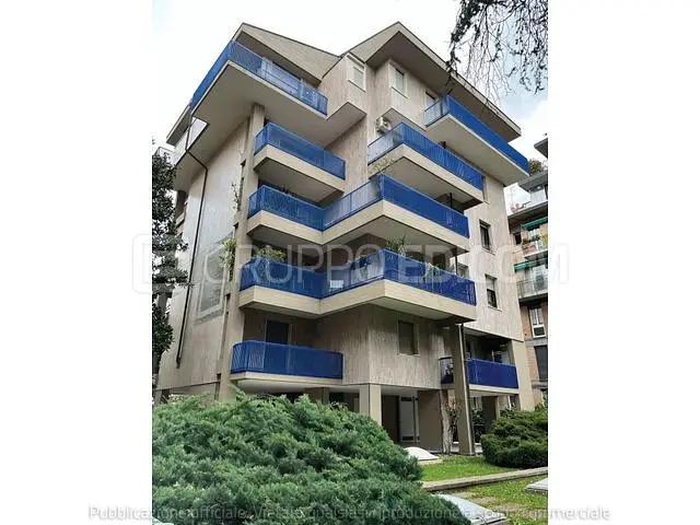 immobile appartamento all'asta in Quartiere Borgo Trento, Via Anzani n 13 - 37126 Verona (VR) - 1