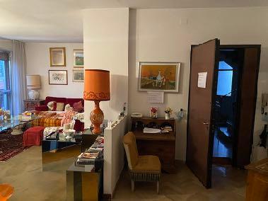 immobile appartamento all'asta in Viale Montegrappa n 125 - 59100 Prato (PO) - 2