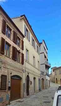 immobile attivita commerciale all'asta in via G Garibaldi n19 - 63065 Ripatransone (AP) - 2
