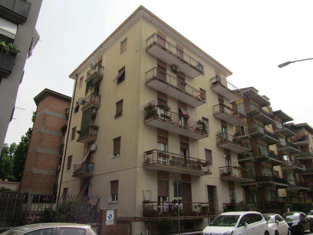 immobile appartamento all'asta in Via Andrea Doria n 17 - 37138 Verona (VR) - 1