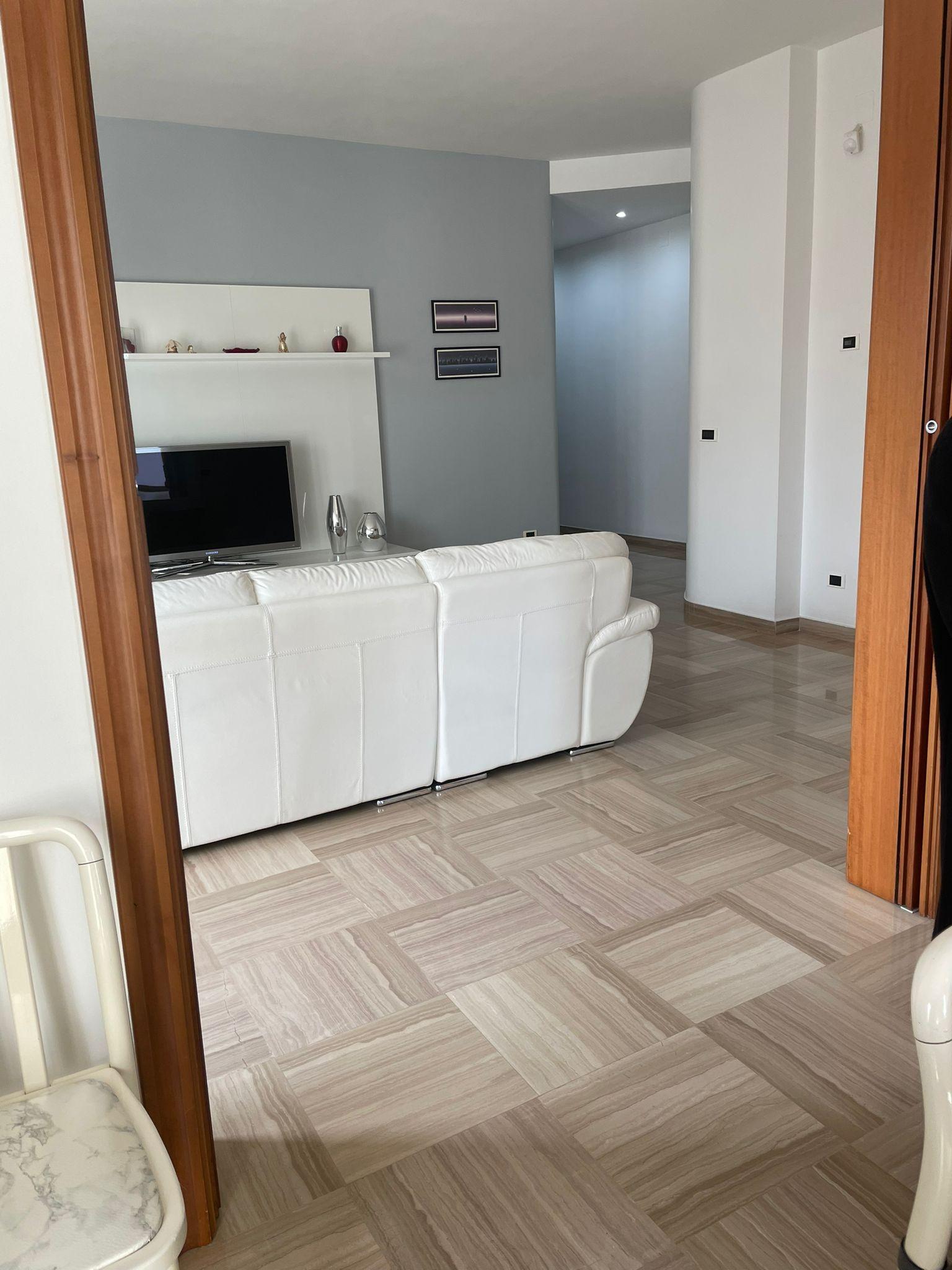 immobile appartamento all'asta in VIA CAPOSELE,51 Trani (BT) - 2