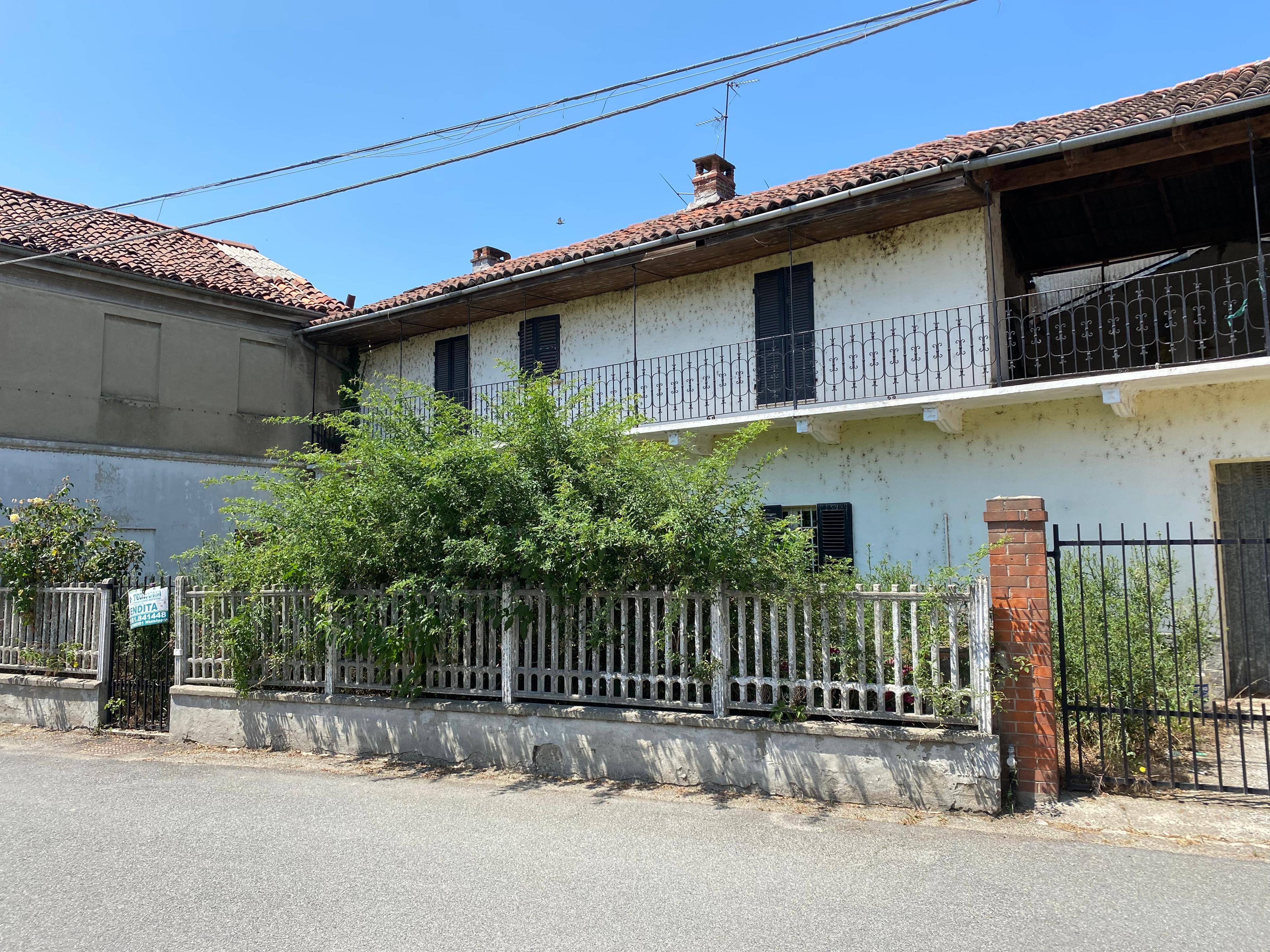 immobile appartamento all'asta in Frazione San Genuario, Via Ferrarini nn 10-12 - 13044 Crescentino (VC) - 5