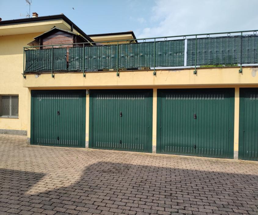 immobile garage all'asta in Via Papa Giovanni Paolo II n 11 Cerano (NO) - 1