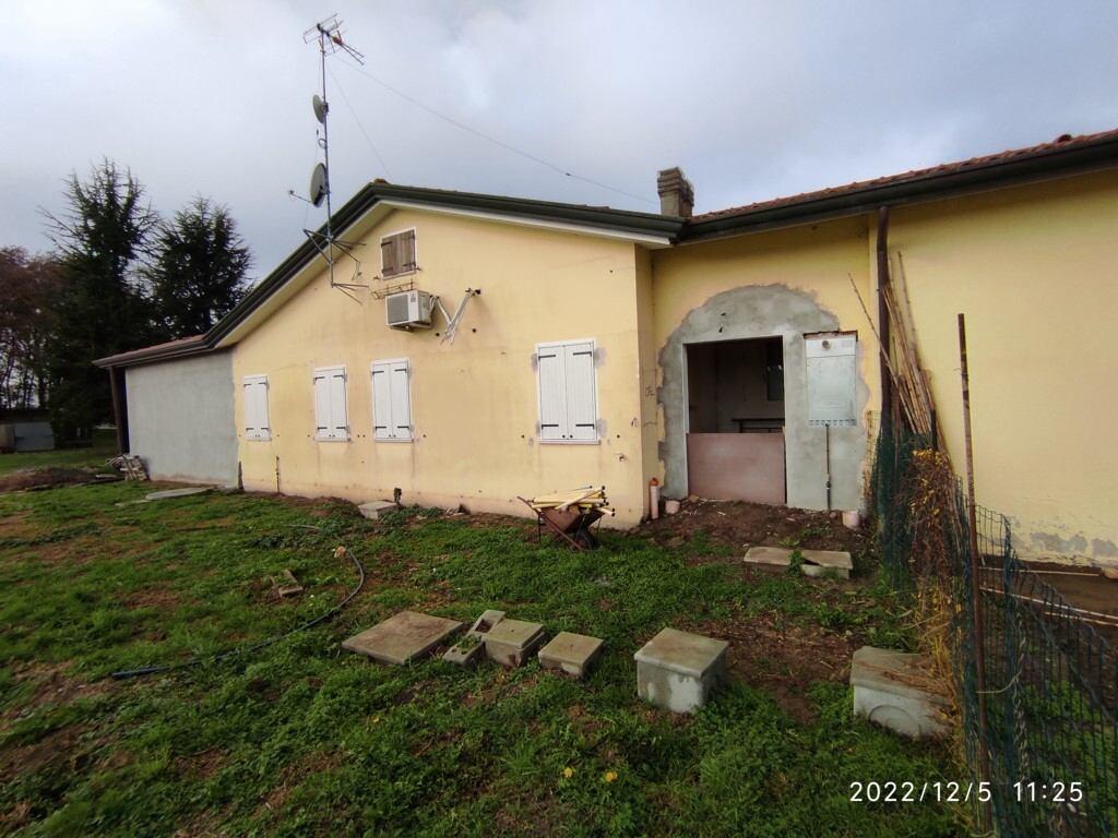 immobile APPARTAMENTO ALL'ASTA IN FRAZ, SAN PIETRO, VIA MARESANA, CAVARZERE (VE) - 1