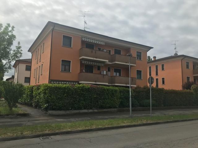 immobile appartamento all'asta in Viale Severino Taddei, 9 - 42122 Reggio nell'Emilia (RE) - 1