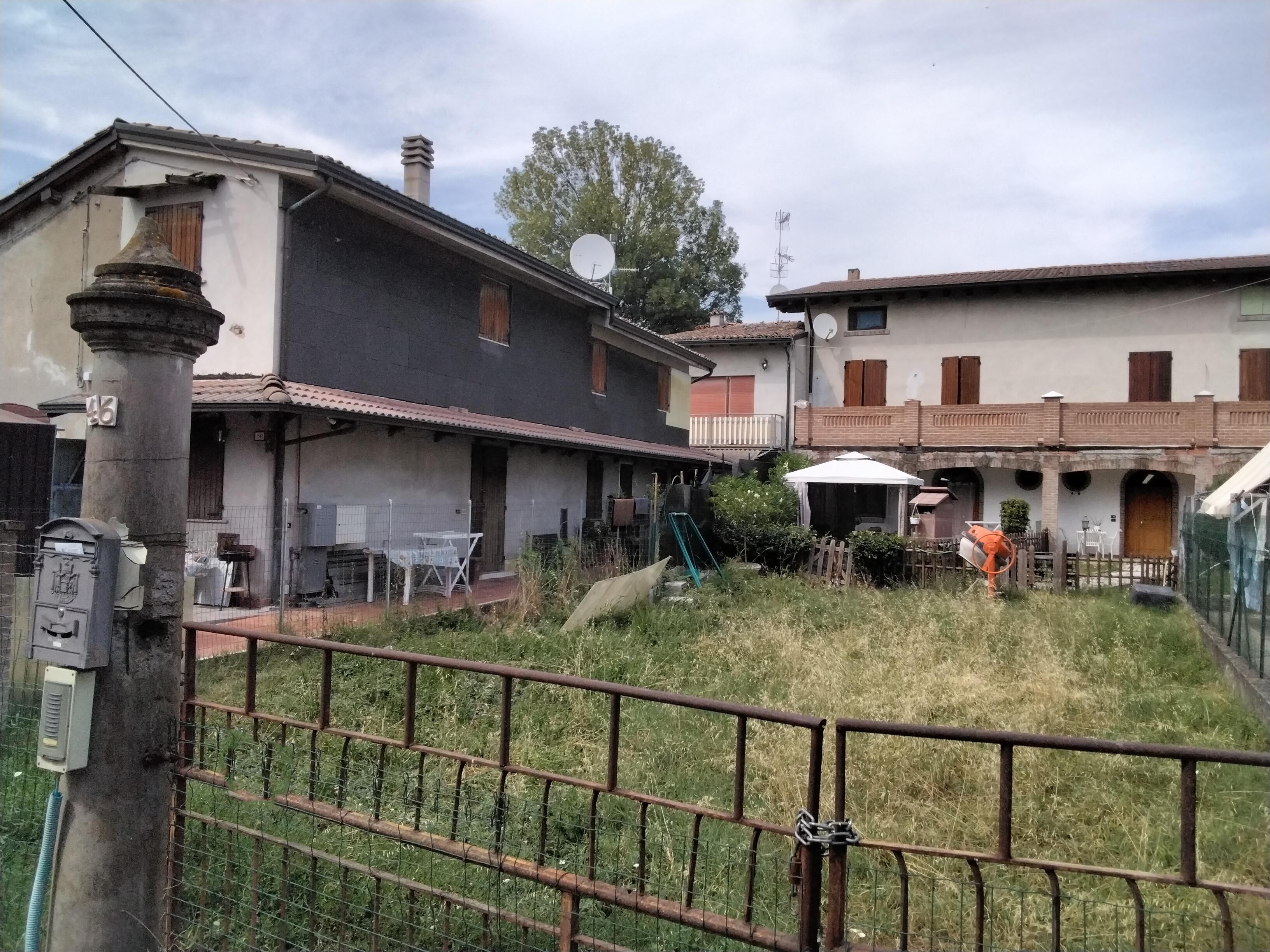 immobile casa singola all'asta in Via Case Melli, 48-50 - 42024 Castelnovo di Sotto (RE) - 5
