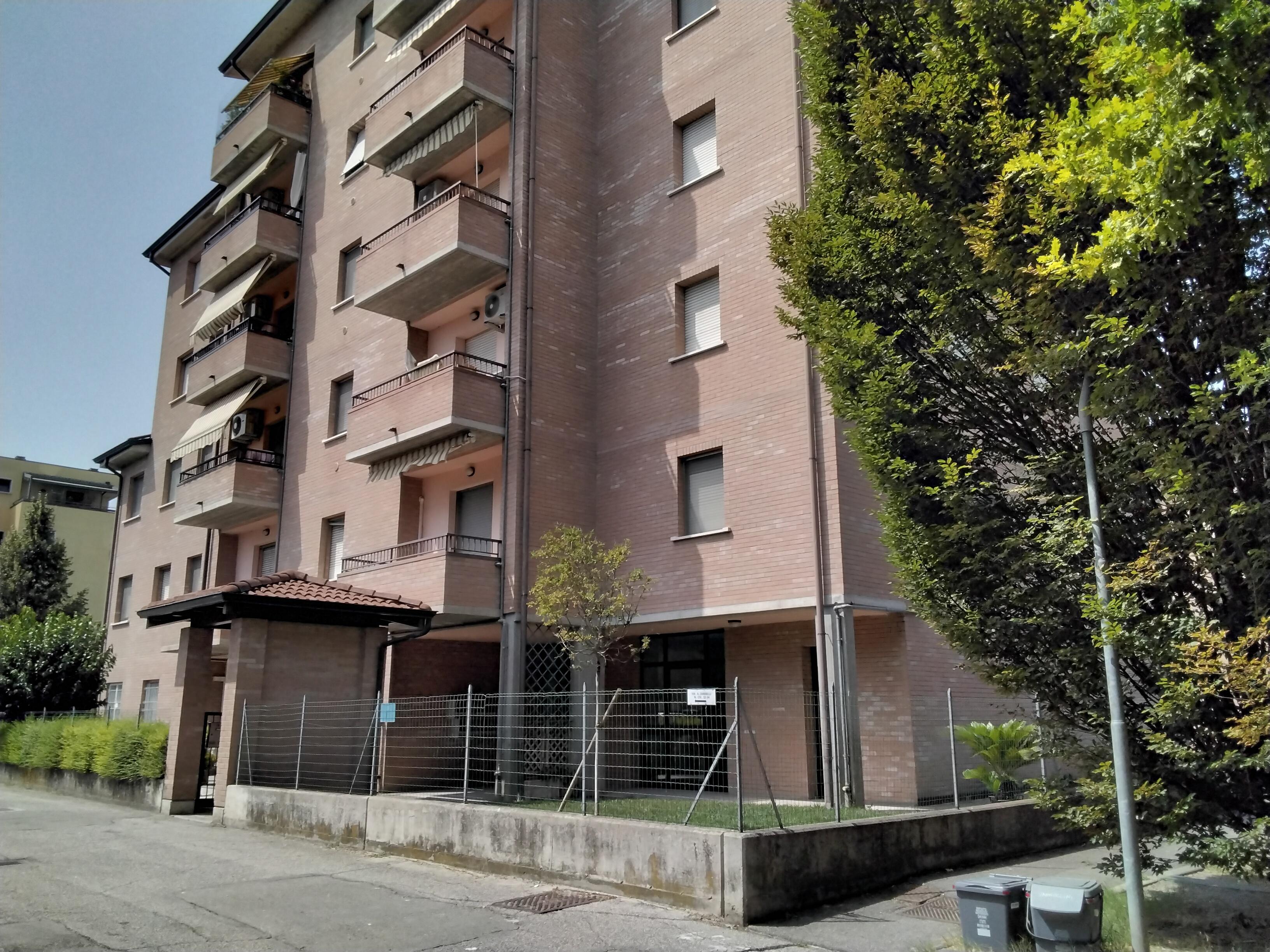 immobile appartamento all'asta in Via Amos Zanibelli, 34 - 42124 Reggio nell'Emilia (RE) - 5