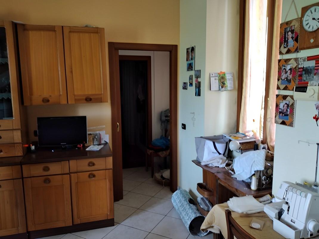 immobile ABITAZIONE IN ASTA SU DUE LIVELLI, VIA GARIBALDI, C.D'ADDA (MB) - 2