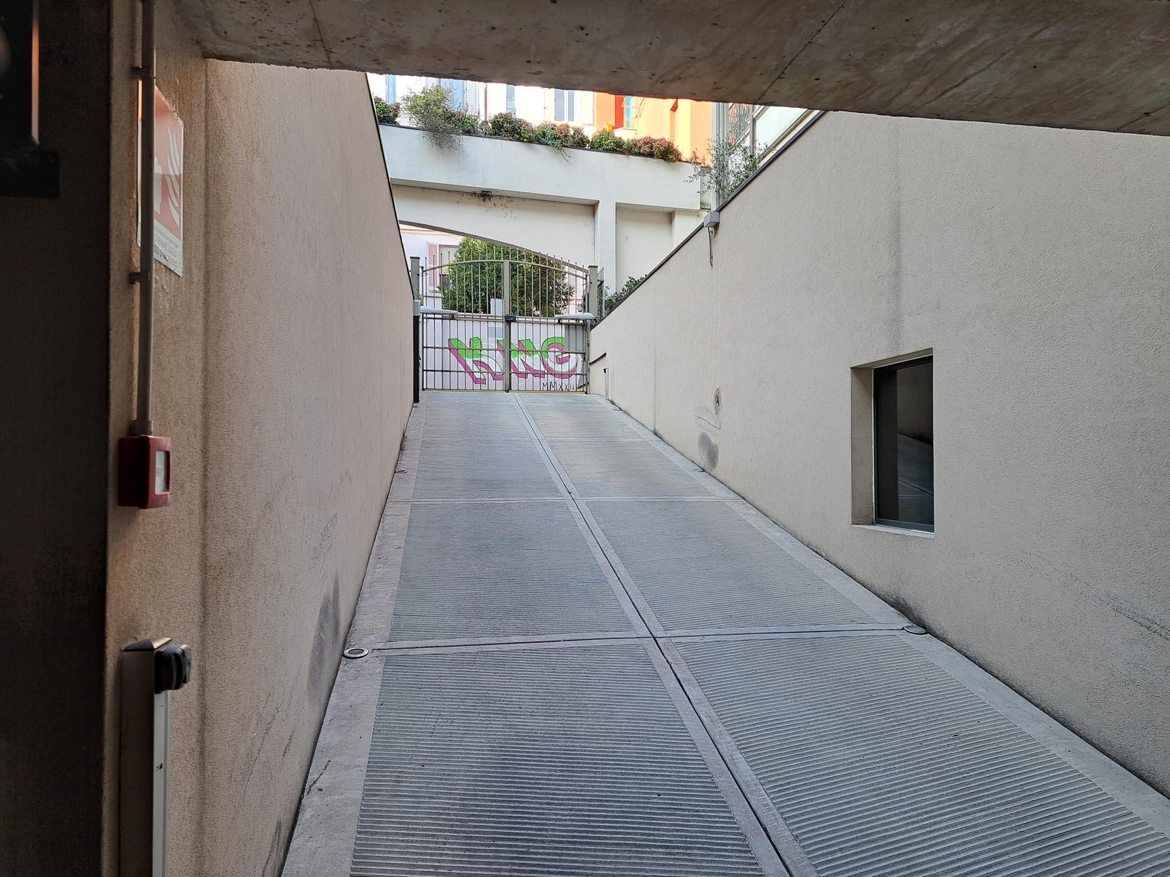 immobile garage all'asta in Via Angelo della Pergola 5 Milano (MI) - 3