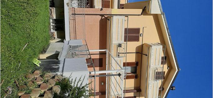 immobile garage all'asta in Via Montale 40 - 62022 Castelraimondo (MC) - 5