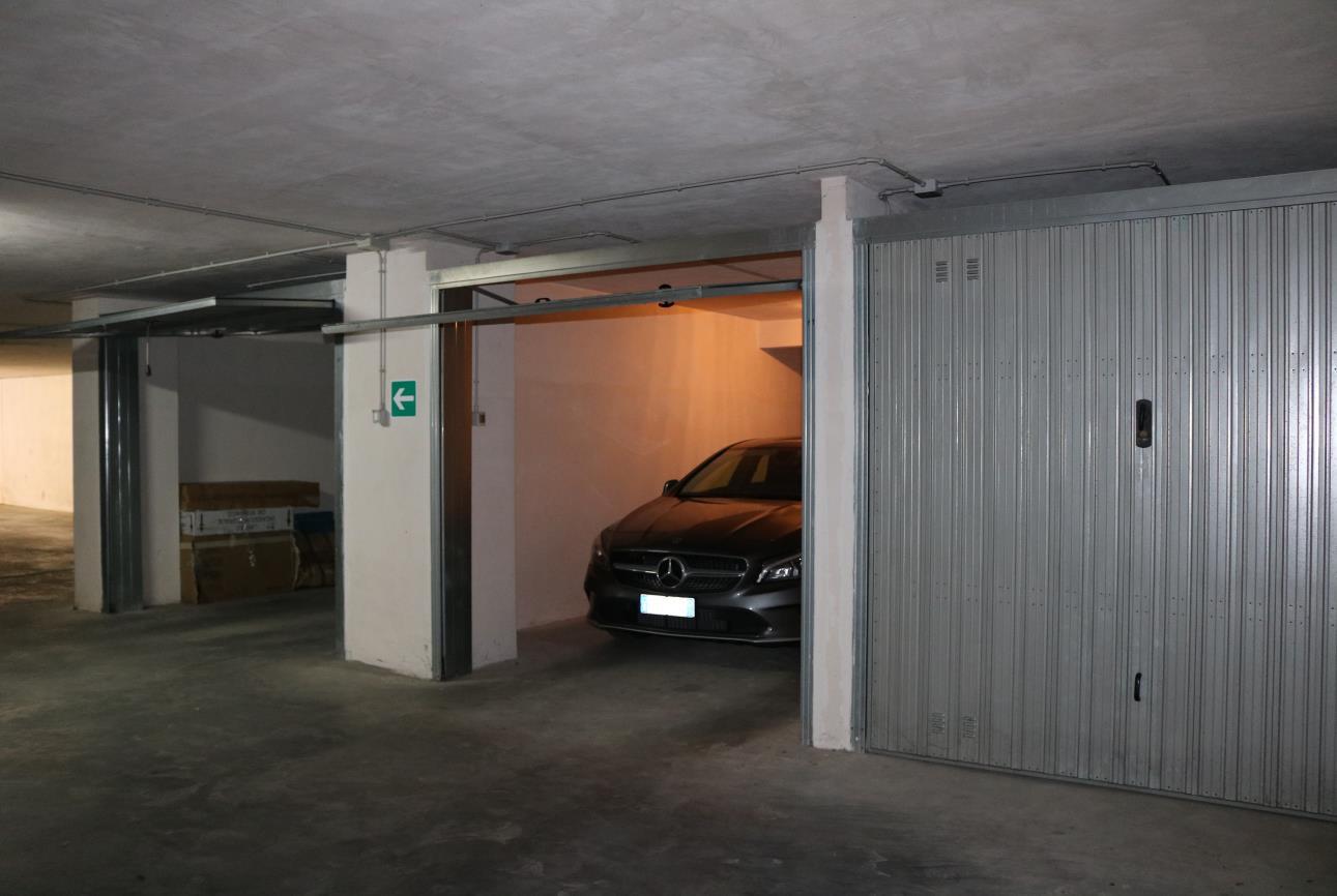 immobile garage all'asta in via Terragno ang via Matteotti - 73016 San Cesario di Lecce (LE) - 1
