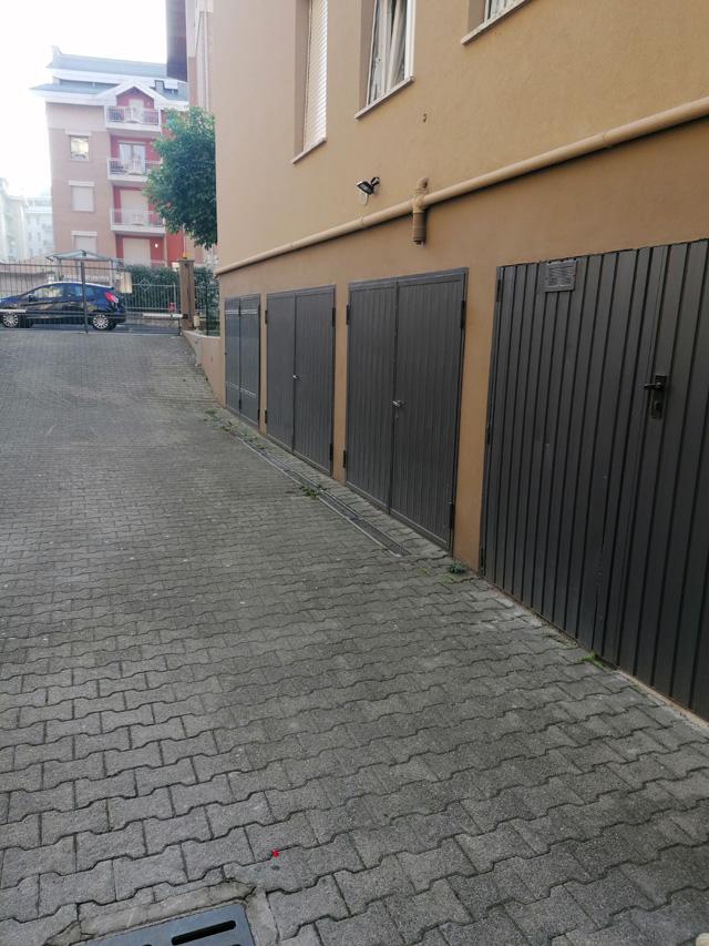 immobile appartamento all'asta in Parma, Via Rosolino Pilo, 1 - 43125 Parma (PR) - 2