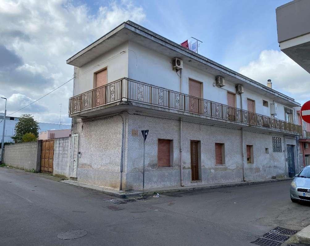 immobile appartamento all'asta in Via CAIROLI  96 - 72027 San Pietro Vernotico (BR) - 1