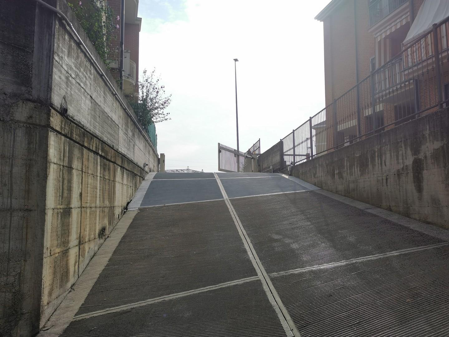 immobile attivita commerciale all'asta in VIA BROFFERIO 12/10 - 10043 Nichelino (TO) - 4