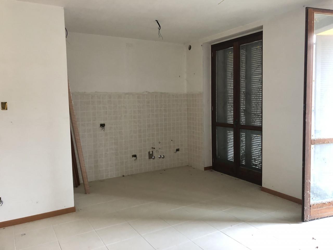 immobile CASA SINGOLA ALL'ASTA IN VIA ANTONIO GRAMSCI 9 - 20866 CARNATE (MB) - 2