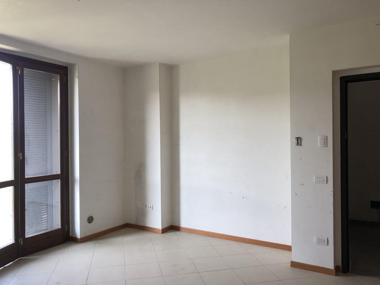 immobile CASA SINGOLA ALL'ASTA IN VIA ANTONIO GRAMSCI 9 - 20866 CARNATE (MB) - 4